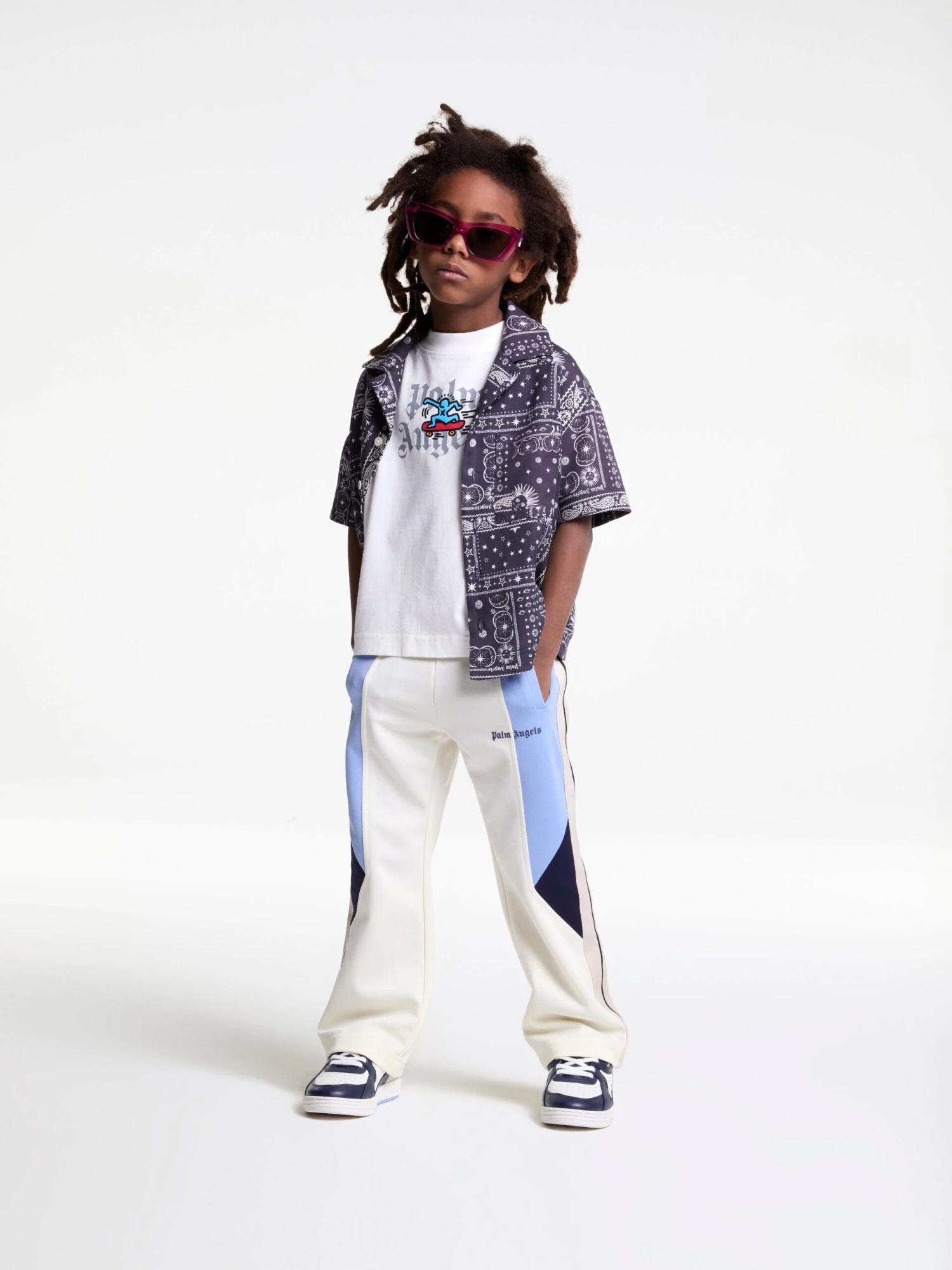 Palm Angels Boys PA X Keith Haring Skateboard T-Shirt In White 2 Palm Angels Boys PA X Keith Haring Skateboard T-Shirt In White - Image 2